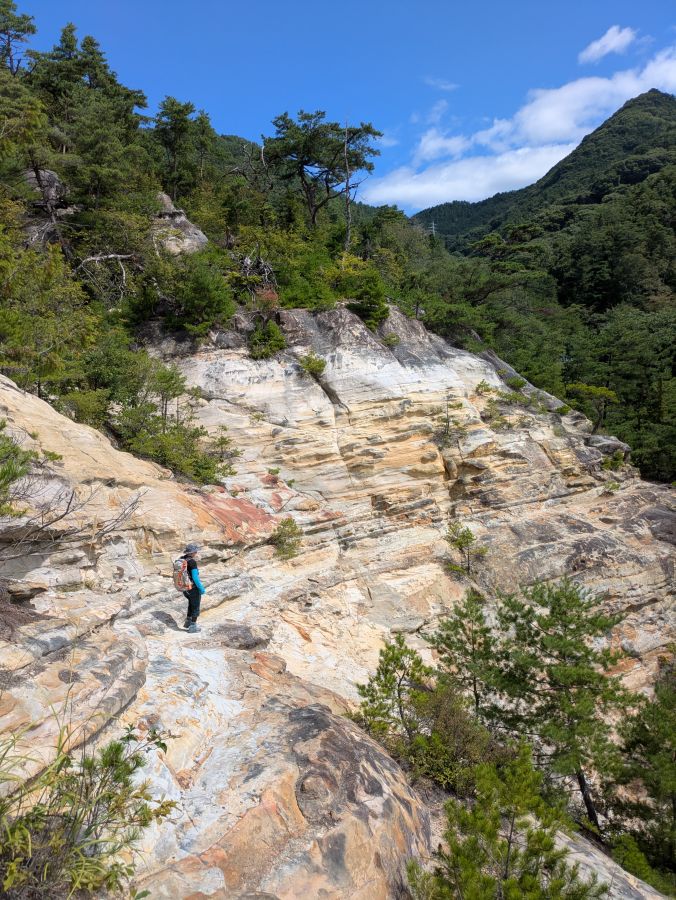虚空蔵山と四賀キャニオン