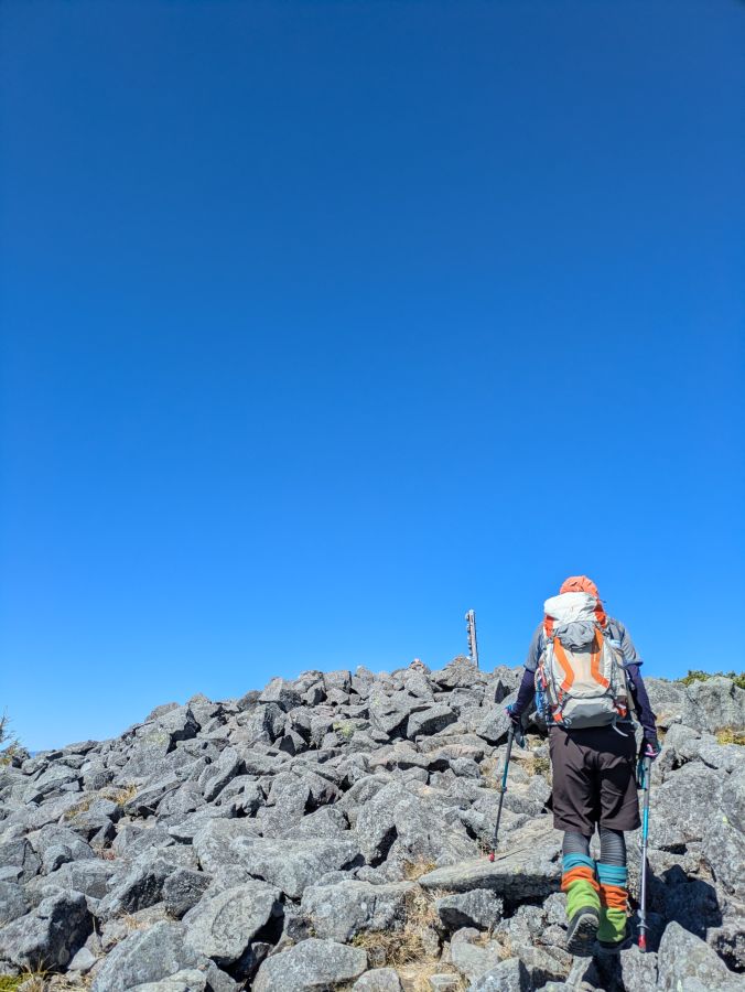編笠山